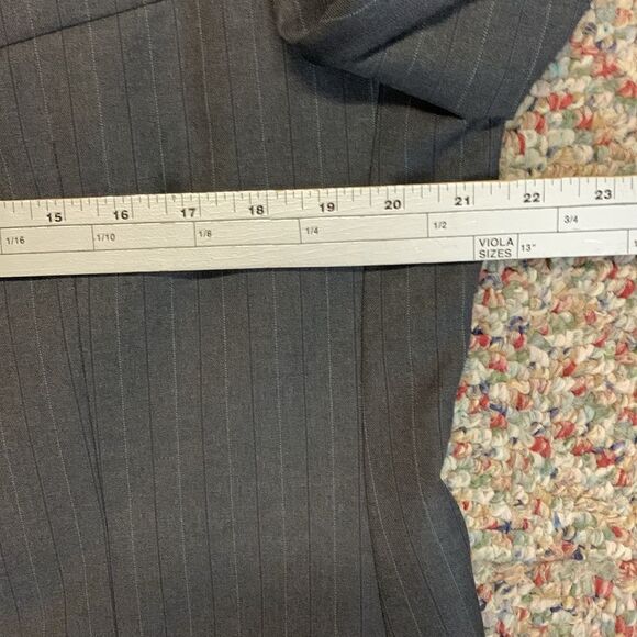 Boss Hugo Boss Gray Pinstripe Wool Super 130 Suit Sport Coat Size 44R - Picture 8 of 16